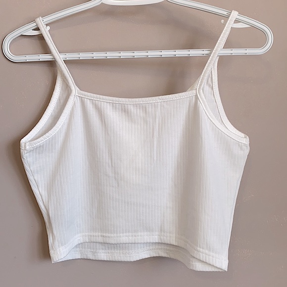NWOT Button Up White Crop Top - Picture 4 of 4